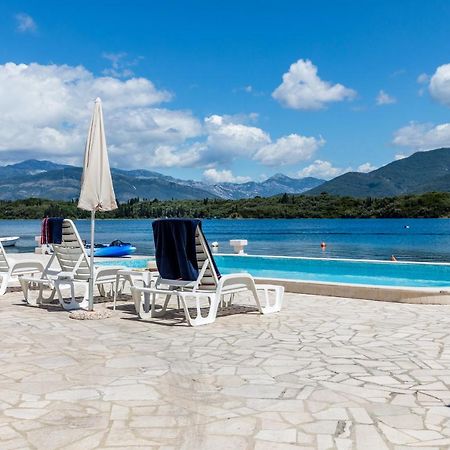 Apartments Tamaris Tivat Exterior photo