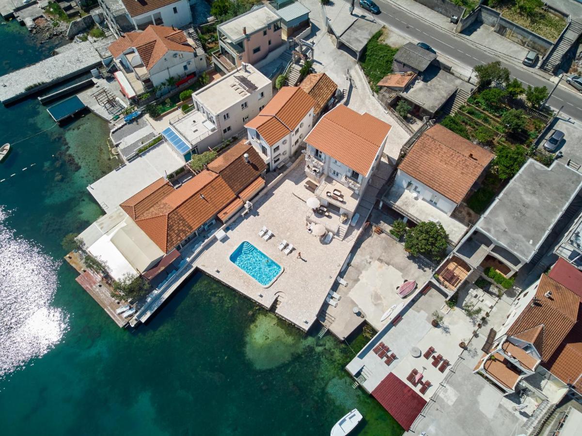 Apartments Tamaris Tivat Exterior photo