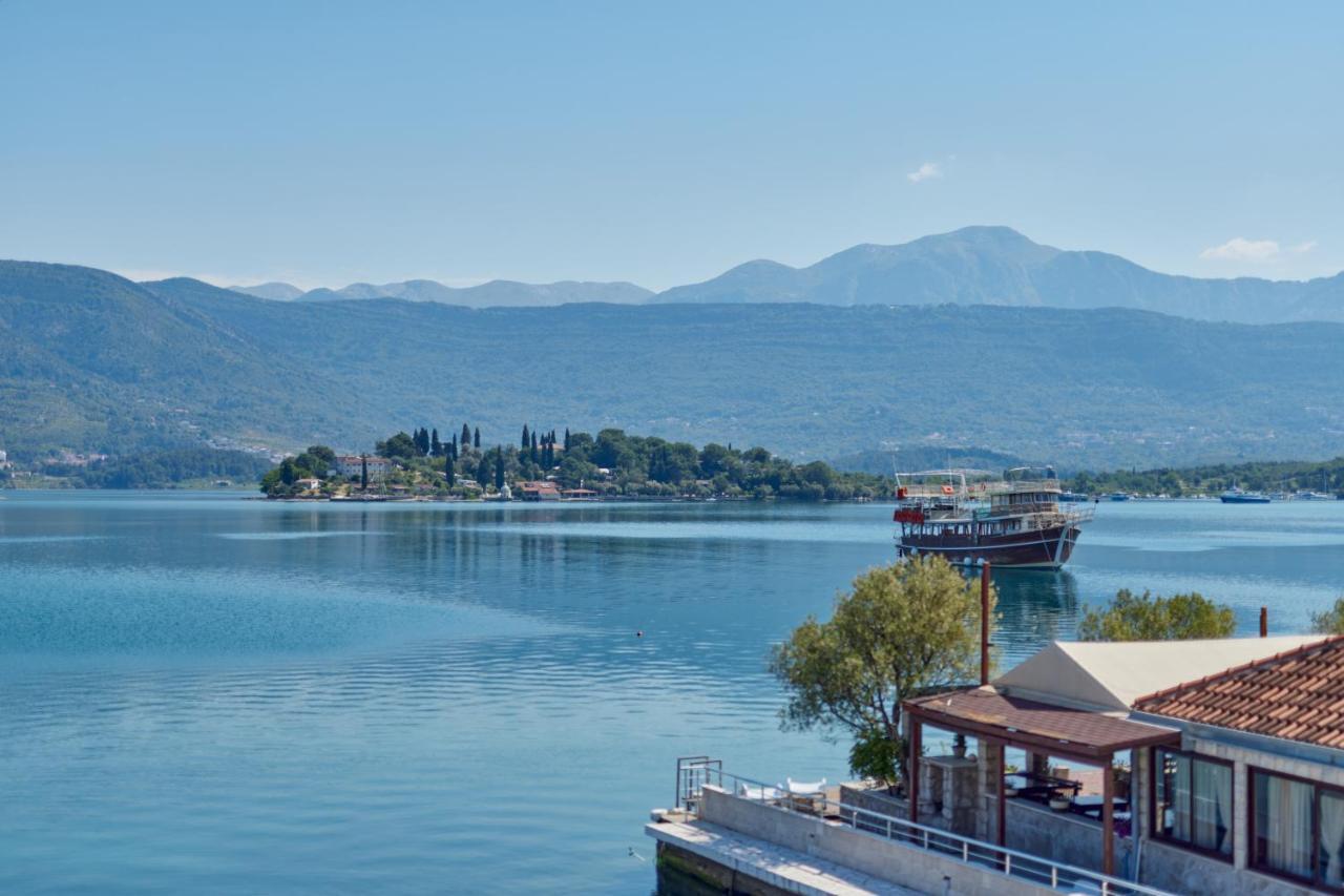 Apartments Tamaris Tivat Exterior photo